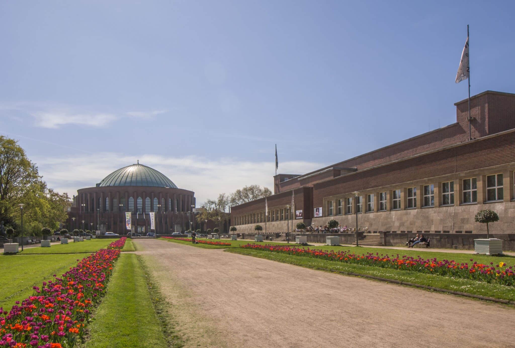 Die Stadt Duesseldorf_Stadtteil_Pempelfort_und_zahlreiche_Aktivitaeten