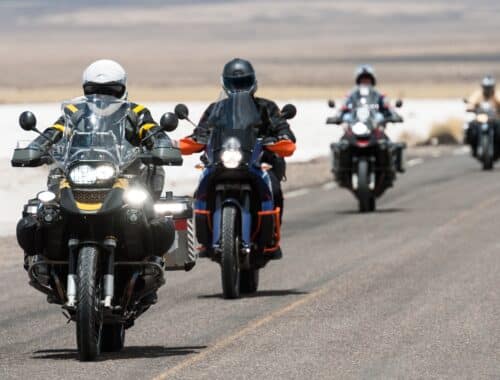 Motorradtour mit Befestigung Tankrucksack |